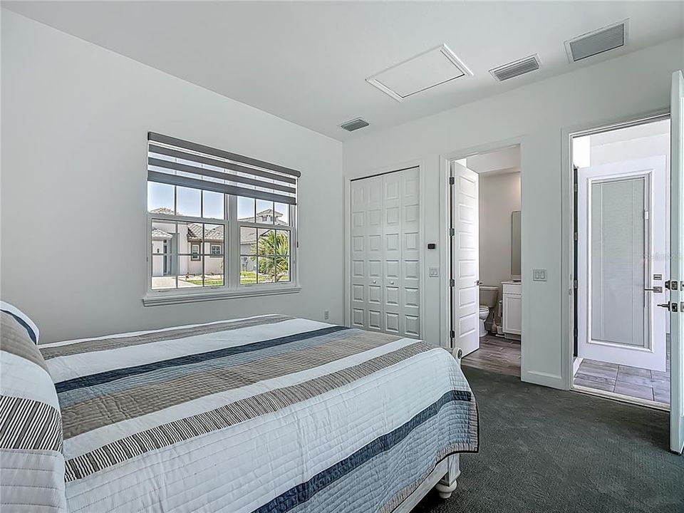 For Sale: $785,000 (3 beds, 3 baths, 2284 Square Feet)