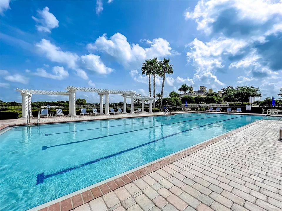 For Sale: $785,000 (3 beds, 3 baths, 2284 Square Feet)