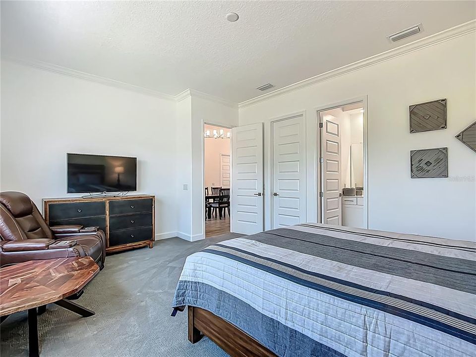 For Sale: $785,000 (3 beds, 3 baths, 2284 Square Feet)