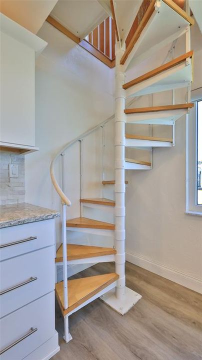 待售: $1,230,000 (3 贝兹, 2 浴室, 1715 平方英尺)