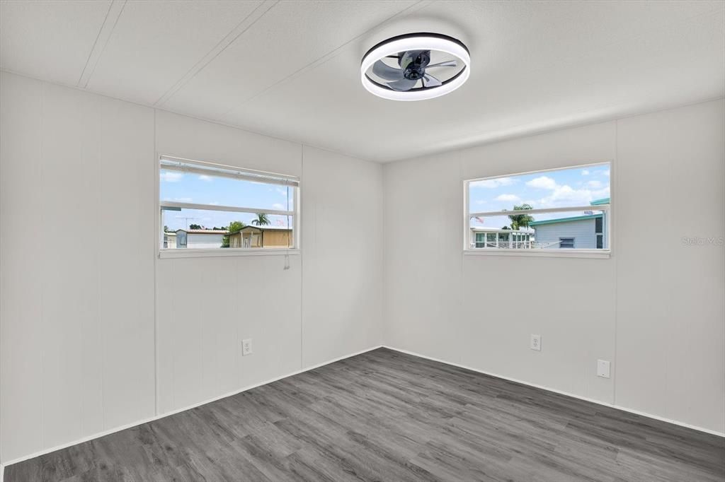 Activo con contrato: $83,900 (2 camas, 1 baños, 672 Pies cuadrados)