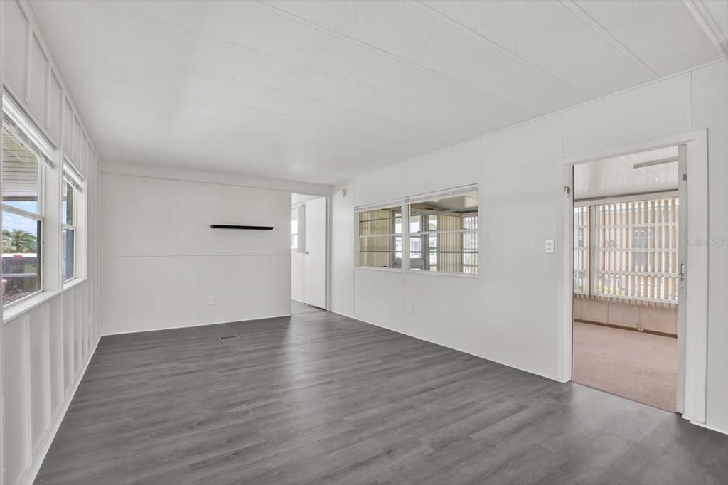 Activo con contrato: $83,900 (2 camas, 1 baños, 672 Pies cuadrados)