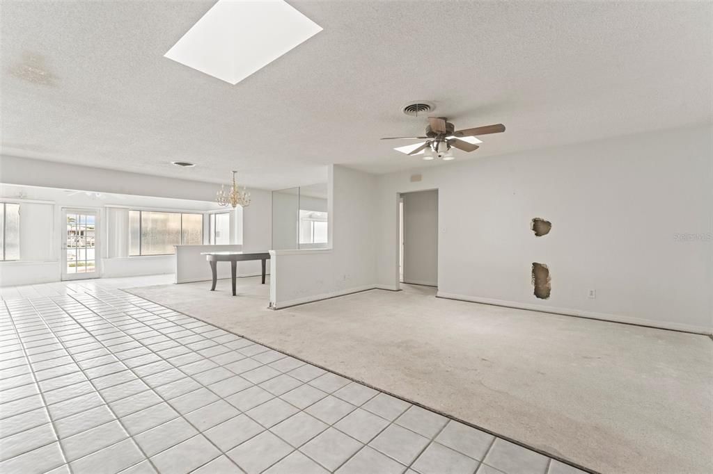 Под контрактом: $1,100,000 (4 спален, 3 ванн, 2836 Квадратных фут)