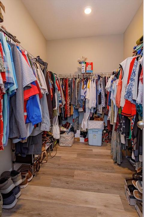 Active With Contract: $389,000 (4 beds, 3 baths, 2066 Square Feet)