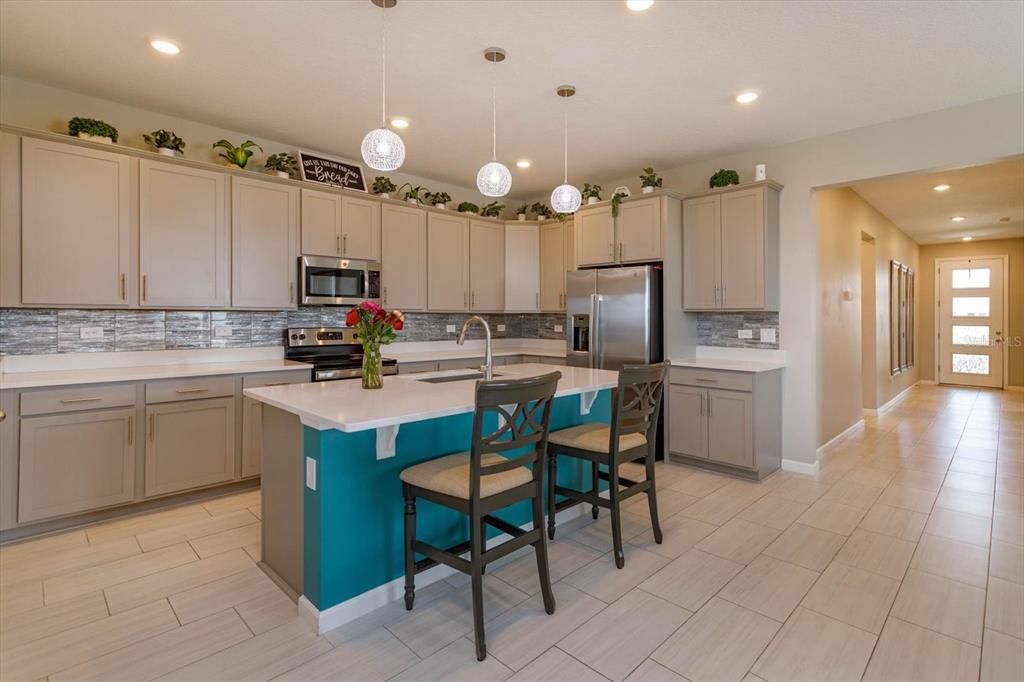 Active With Contract: $389,000 (4 beds, 3 baths, 2066 Square Feet)