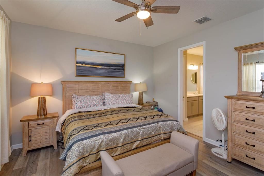 Active With Contract: $389,000 (4 beds, 3 baths, 2066 Square Feet)