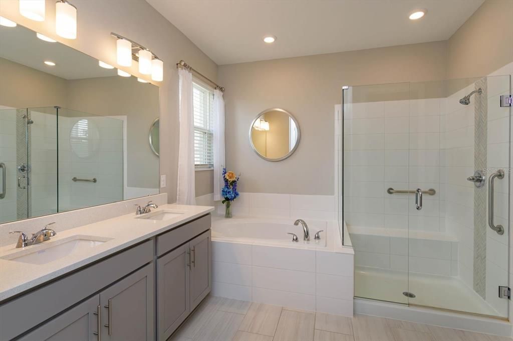 Active With Contract: $389,000 (4 beds, 3 baths, 2066 Square Feet)