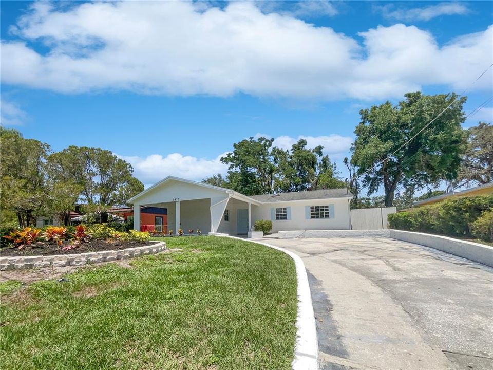 Recently Sold: $345,000 (3 beds, 2 baths, 1417 Square Feet)