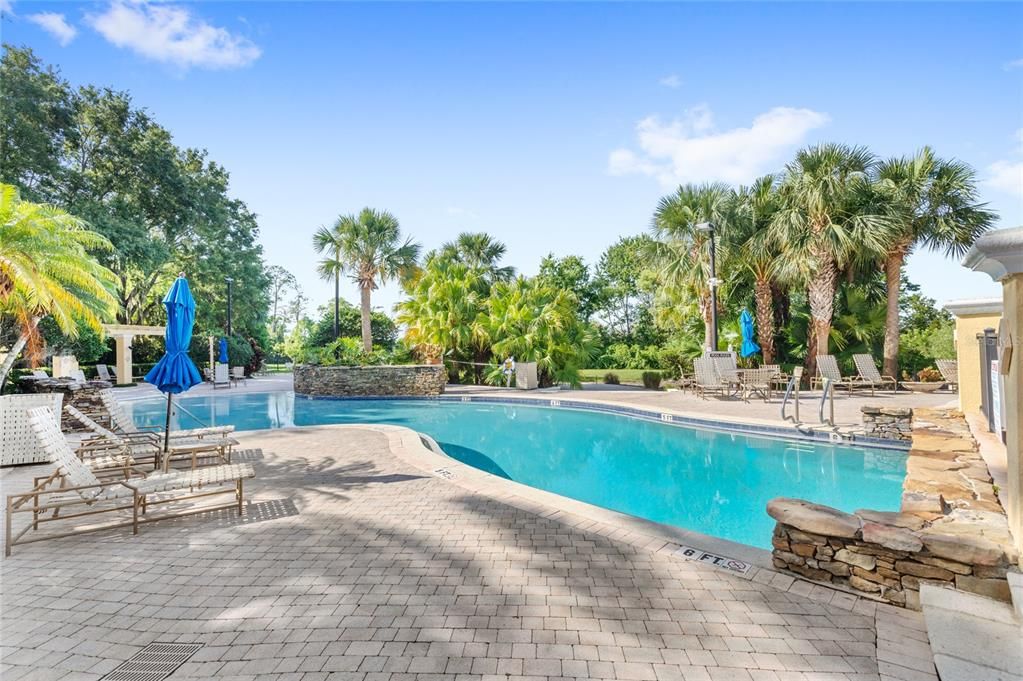 Active With Contract: $215,000 (2 beds, 2 baths, 1048 Square Feet)