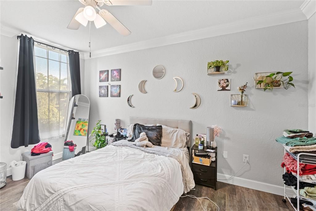 Active With Contract: $215,000 (2 beds, 2 baths, 1048 Square Feet)