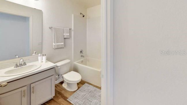 For Sale: $309,990 (3 beds, 2 baths, 1273 Square Feet)