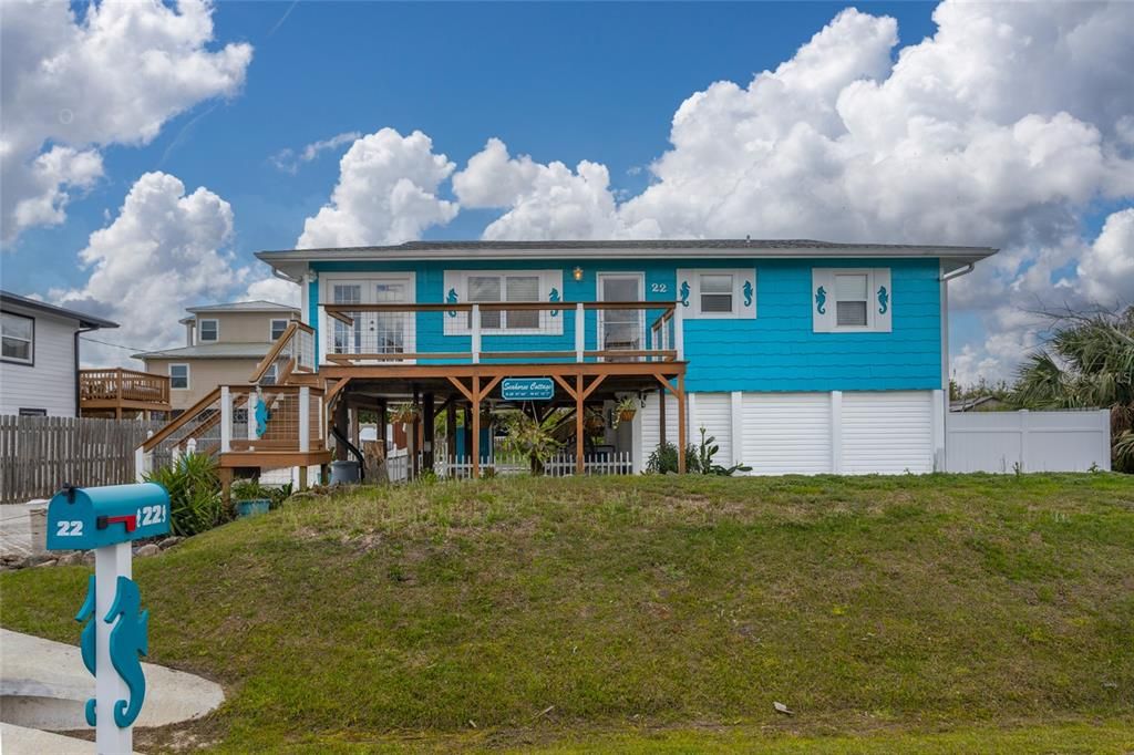 For Rent: $3,500 (2 beds, 1 baths, 1056 Square Feet)