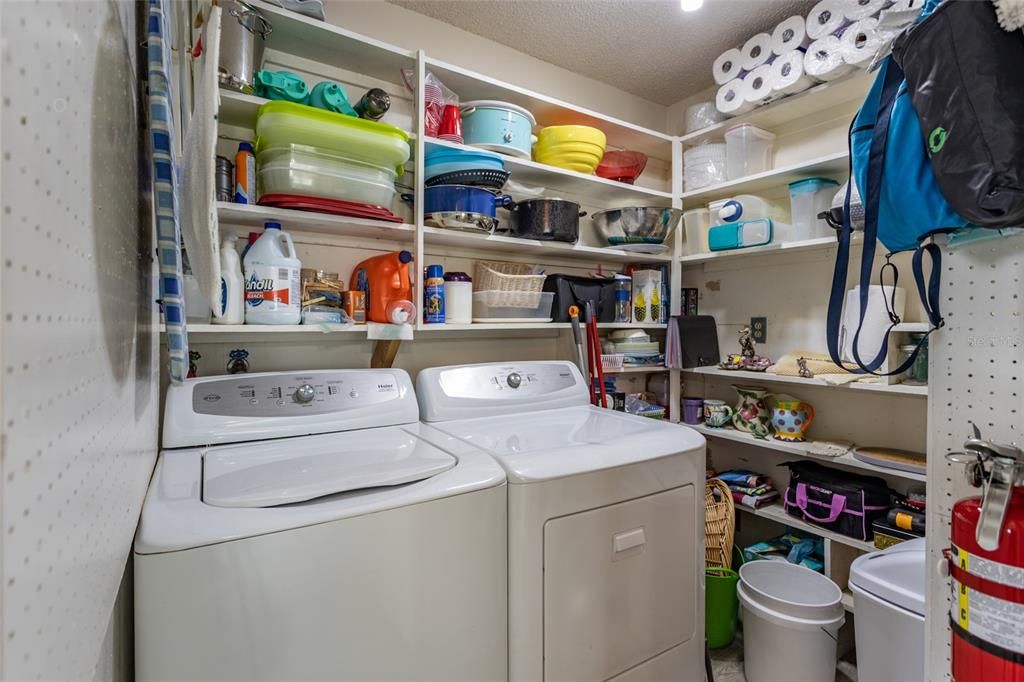 For Rent: $3,500 (2 beds, 1 baths, 1056 Square Feet)