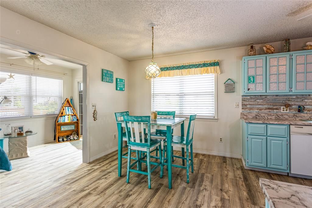 For Rent: $3,500 (2 beds, 1 baths, 1056 Square Feet)