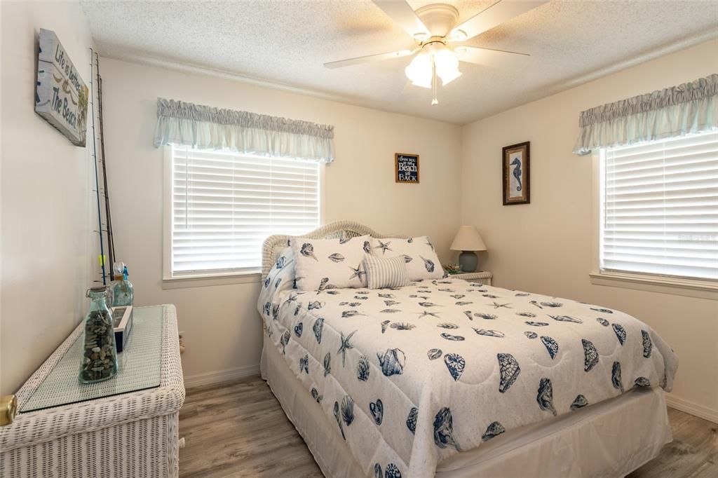 For Rent: $3,500 (2 beds, 1 baths, 1056 Square Feet)