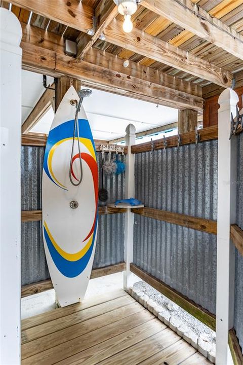 For Rent: $3,500 (2 beds, 1 baths, 1056 Square Feet)