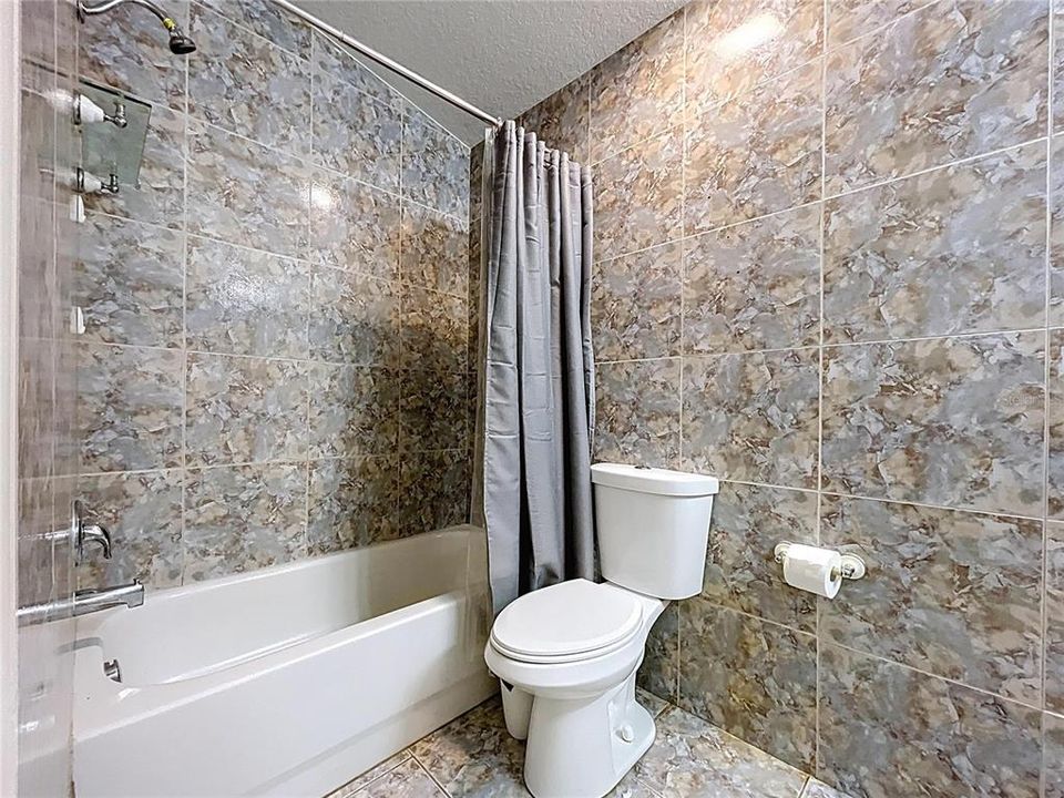 Active With Contract: $339,999 (4 beds, 2 baths, 1662 Square Feet)