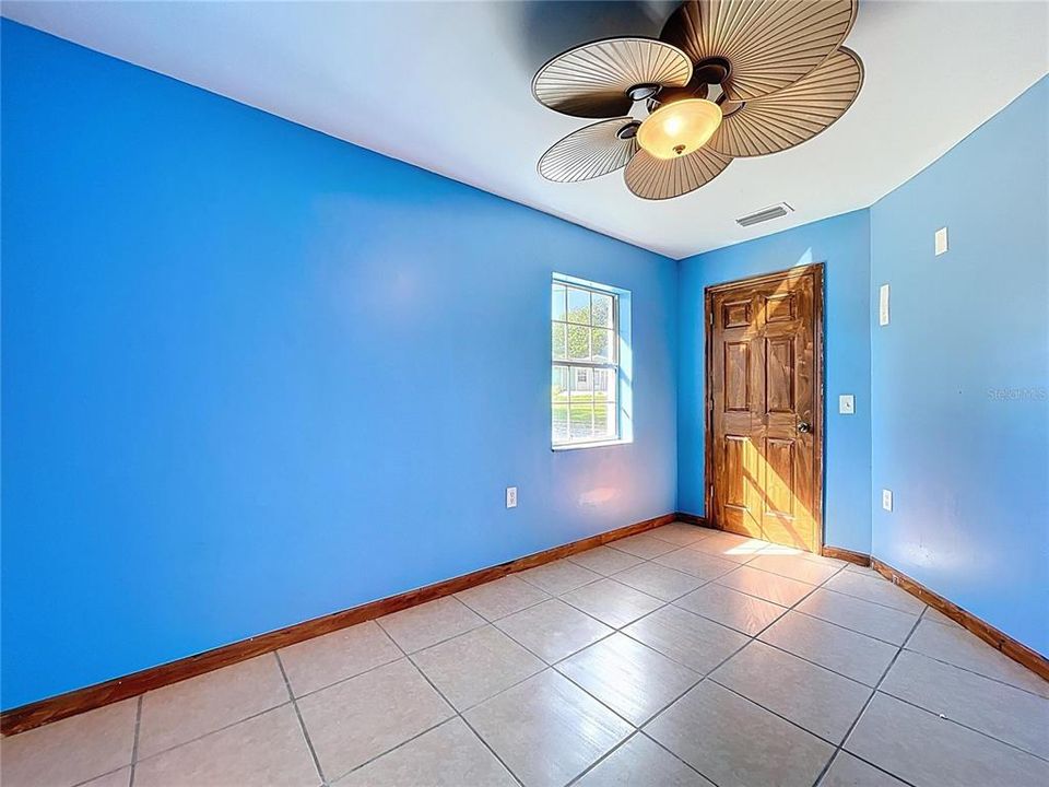 Active With Contract: $339,999 (4 beds, 2 baths, 1662 Square Feet)