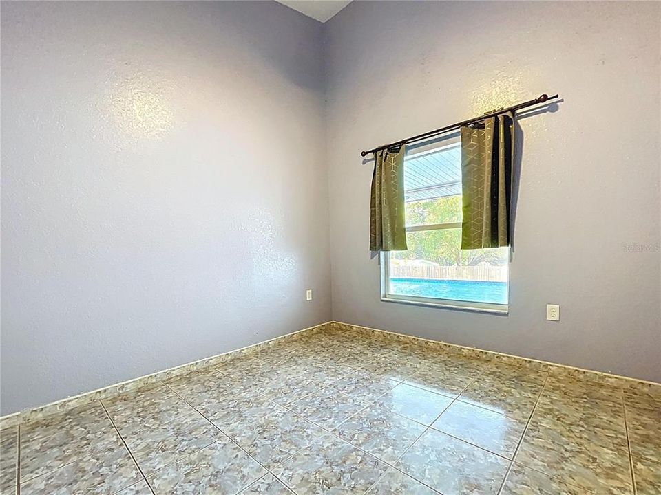 Active With Contract: $339,999 (4 beds, 2 baths, 1662 Square Feet)