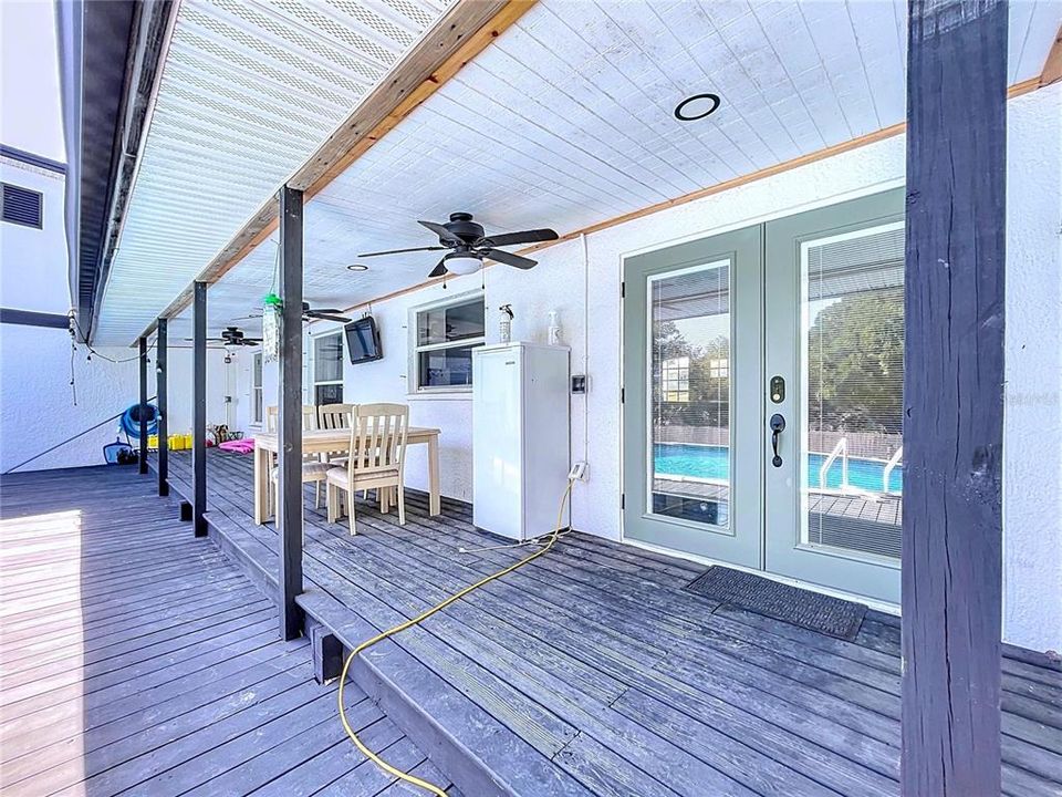 Active With Contract: $339,999 (4 beds, 2 baths, 1662 Square Feet)