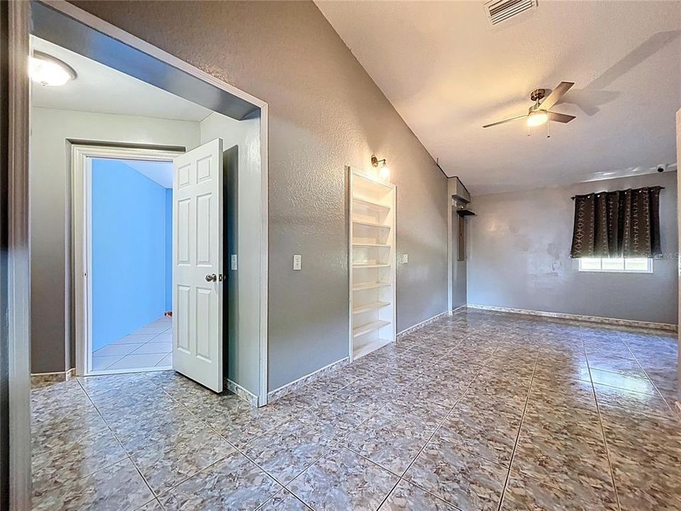 Active With Contract: $339,999 (4 beds, 2 baths, 1662 Square Feet)