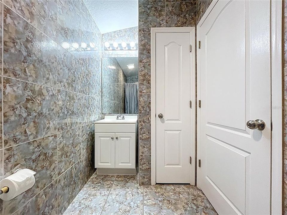 Active With Contract: $339,999 (4 beds, 2 baths, 1662 Square Feet)