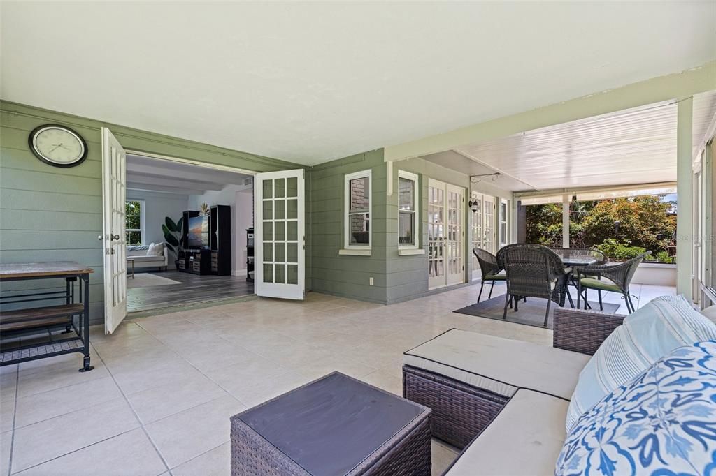 Activo con contrato: $610,000 (4 camas, 3 baños, 2384 Pies cuadrados)