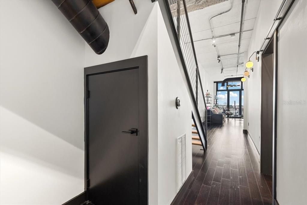 For Sale: $795,000 (2 beds, 2 baths, 1354 Square Feet)