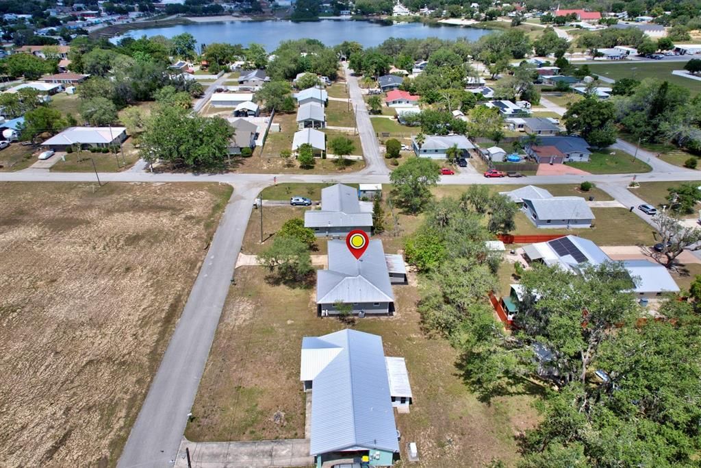 待售: $305,000 (3 贝兹, 2 浴室, 1384 平方英尺)