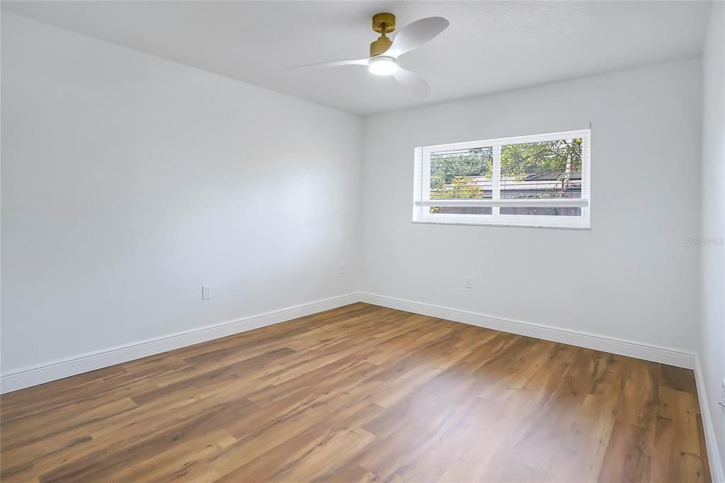 Active With Contract: $598,000 (4 beds, 2 baths, 1914 Square Feet)