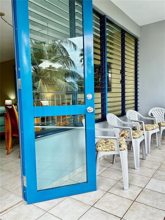 На продажу: $320,000 (3 спален, 2 ванн, 1673 Квадратных фут)