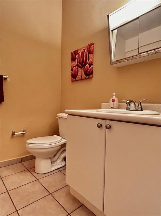 На продажу: $320,000 (3 спален, 2 ванн, 1673 Квадратных фут)