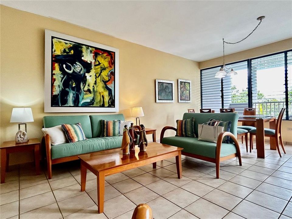 На продажу: $320,000 (3 спален, 2 ванн, 1673 Квадратных фут)