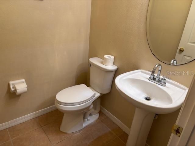 Activo con contrato: $1,650 (3 camas, 2 baños, 1508 Pies cuadrados)