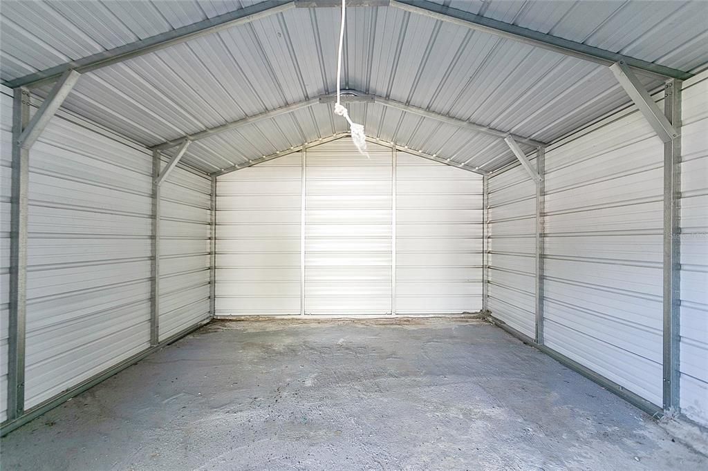 合同活跃: $365,000 (4 贝兹, 2 浴室, 1857 平方英尺)