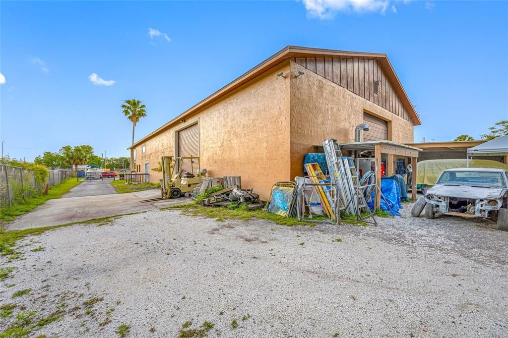 合同活跃: $799,900 (0 贝兹, 0 浴室, 4750 平方英尺)