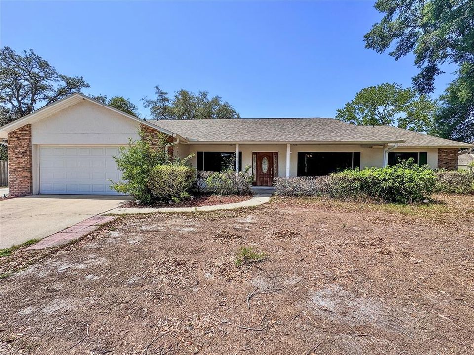 For Sale: $470,000 (4 beds, 2 baths, 2313 Square Feet)