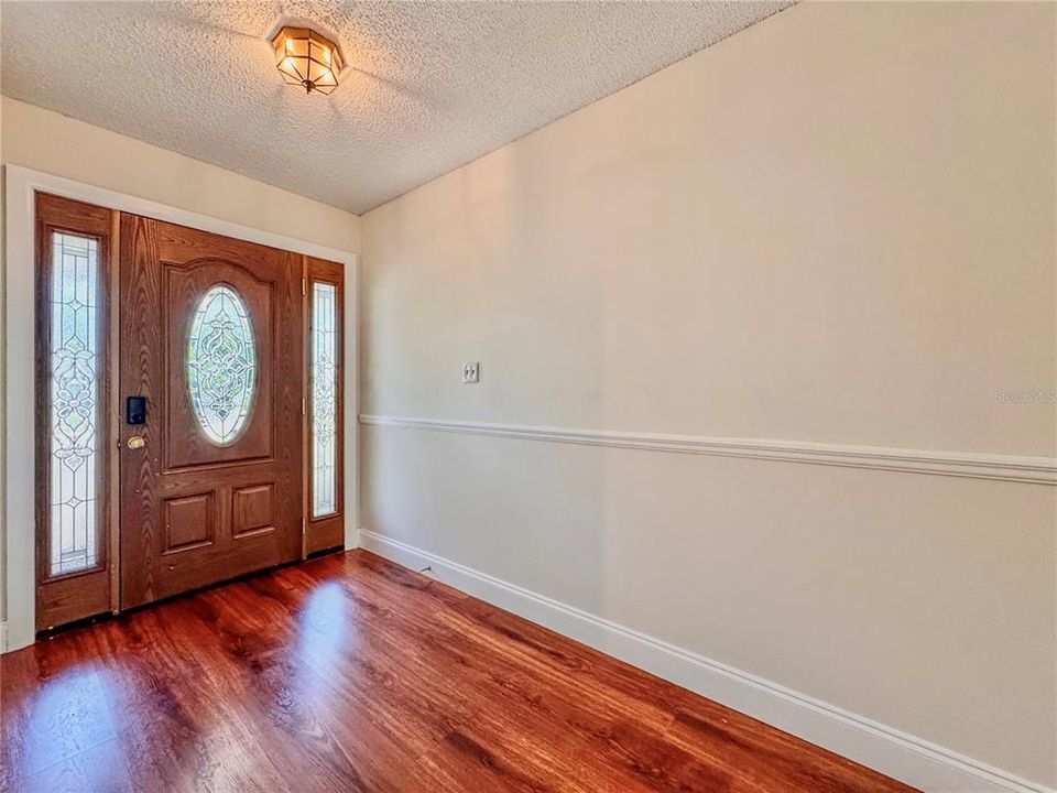 For Sale: $470,000 (4 beds, 2 baths, 2313 Square Feet)