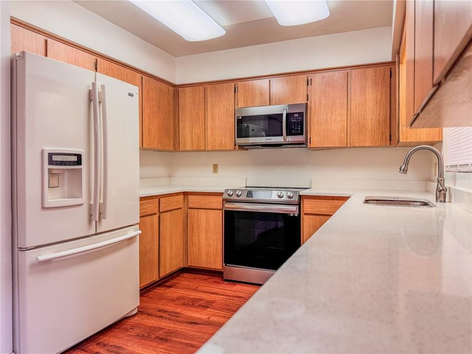 For Sale: $470,000 (4 beds, 2 baths, 2313 Square Feet)