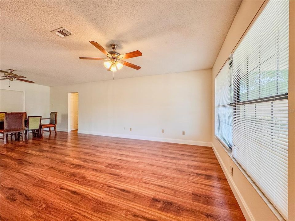 For Sale: $470,000 (4 beds, 2 baths, 2313 Square Feet)