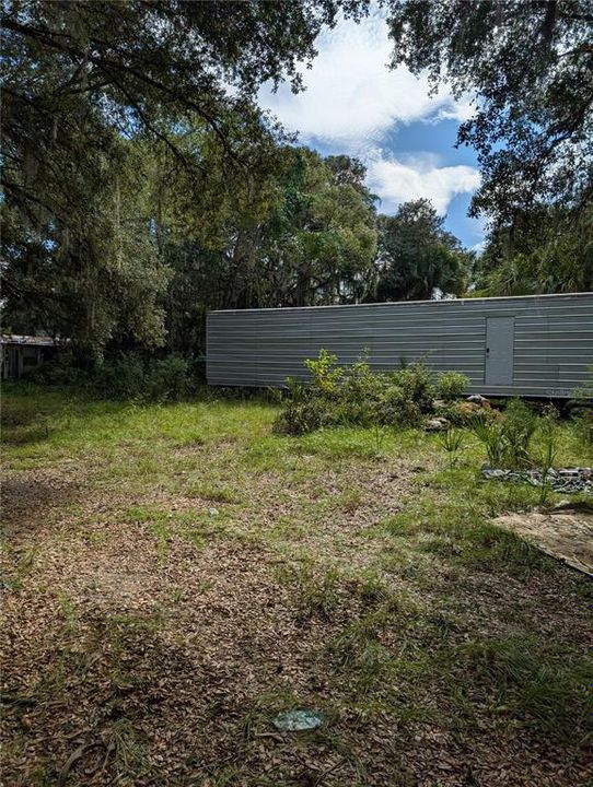 For Sale: $139,000 (5 beds, 3 baths, 2672 Square Feet)