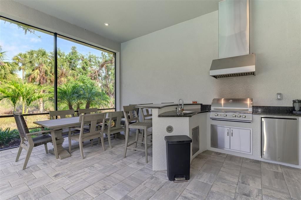 合同活跃: $1,499,000 (3 贝兹, 3 浴室, 3626 平方英尺)