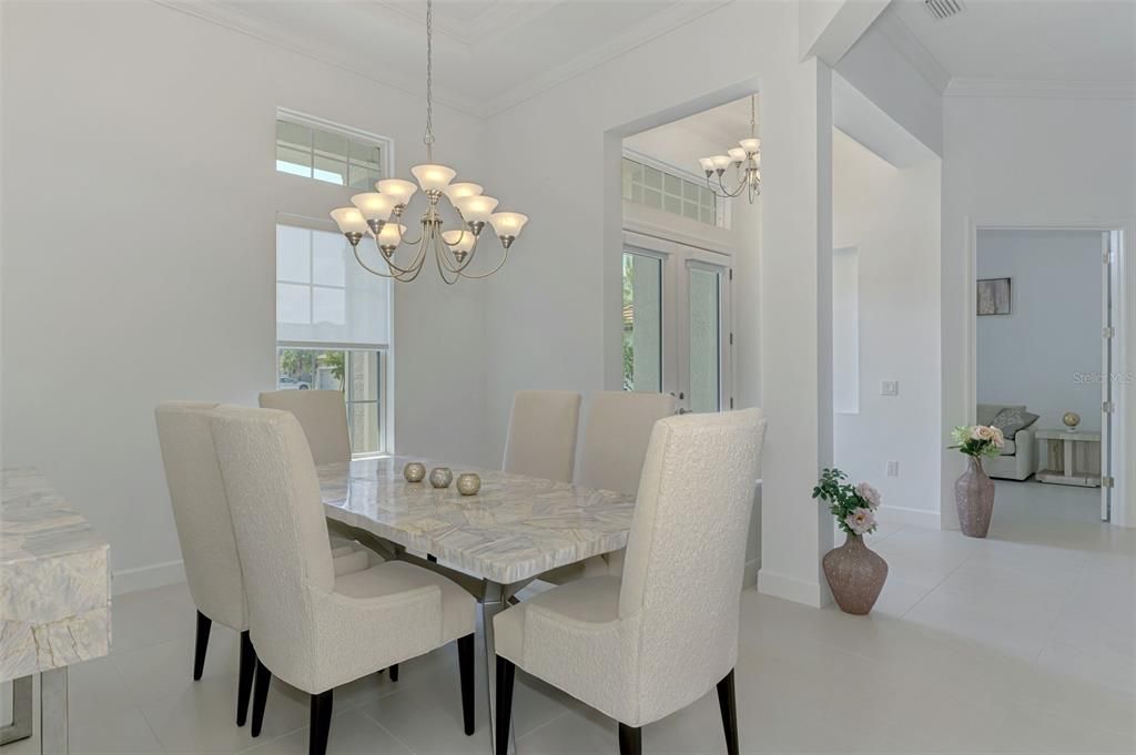 合同活跃: $1,499,000 (3 贝兹, 3 浴室, 3626 平方英尺)