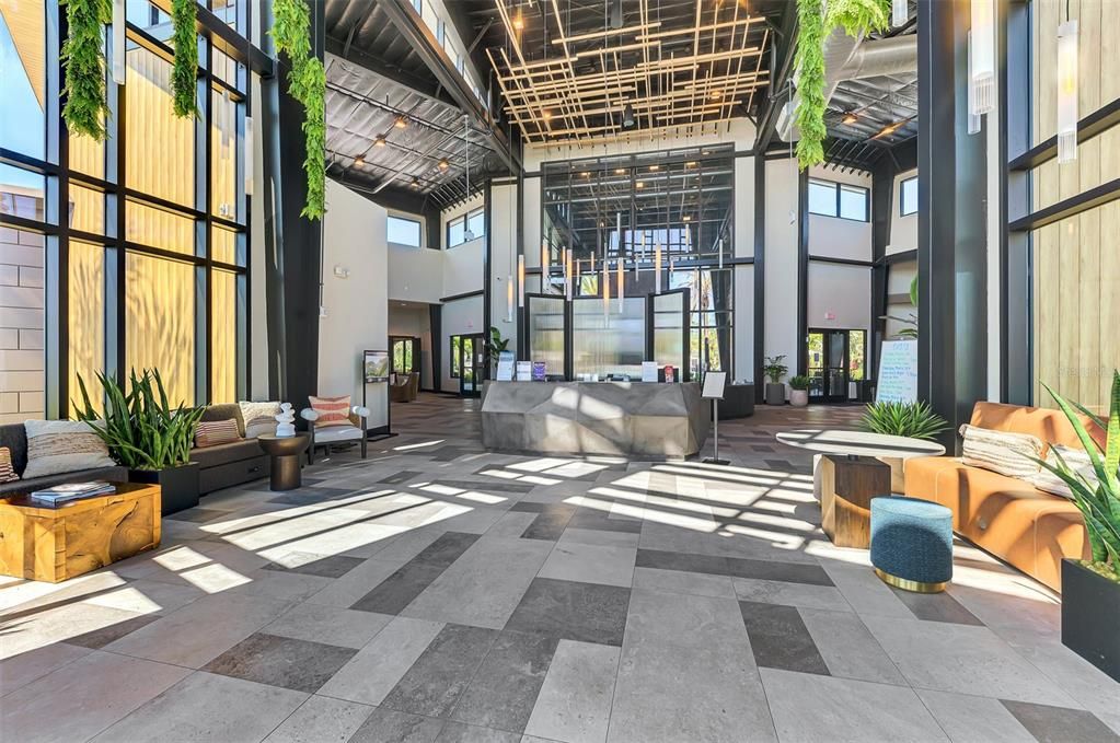 合同活跃: $1,499,000 (3 贝兹, 3 浴室, 3626 平方英尺)