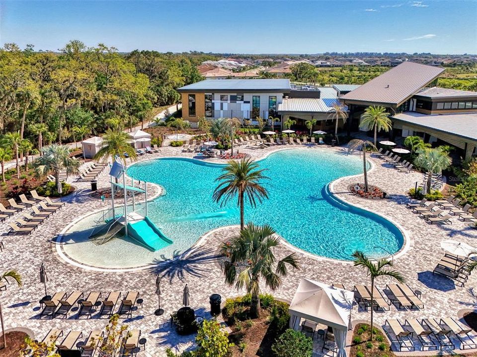 合同活跃: $1,499,000 (3 贝兹, 3 浴室, 3626 平方英尺)