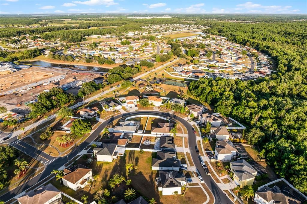 Activo con contrato: $324,900 (3 camas, 2 baños, 1179 Pies cuadrados)