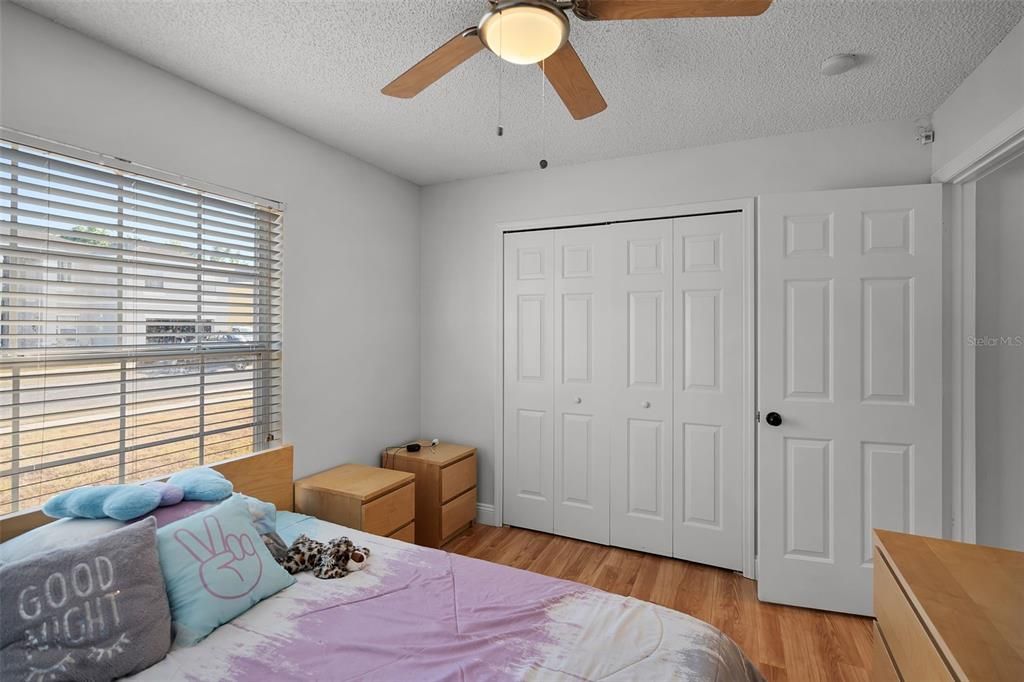 Activo con contrato: $324,900 (3 camas, 2 baños, 1179 Pies cuadrados)