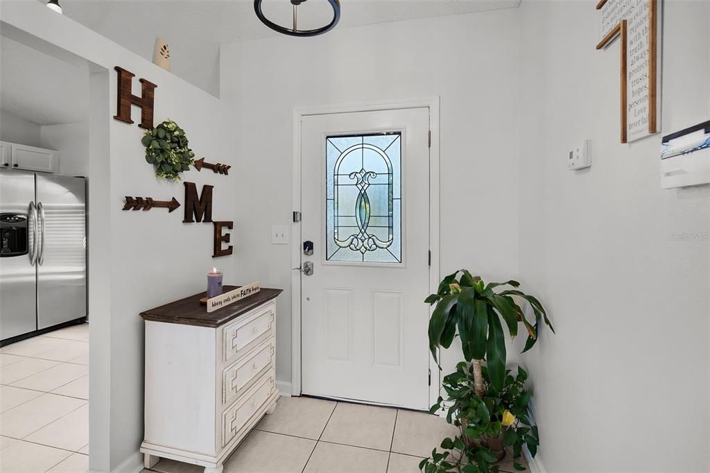 Activo con contrato: $324,900 (3 camas, 2 baños, 1179 Pies cuadrados)