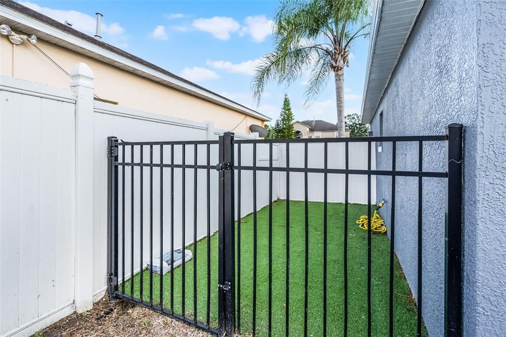 Activo con contrato: $324,900 (3 camas, 2 baños, 1179 Pies cuadrados)