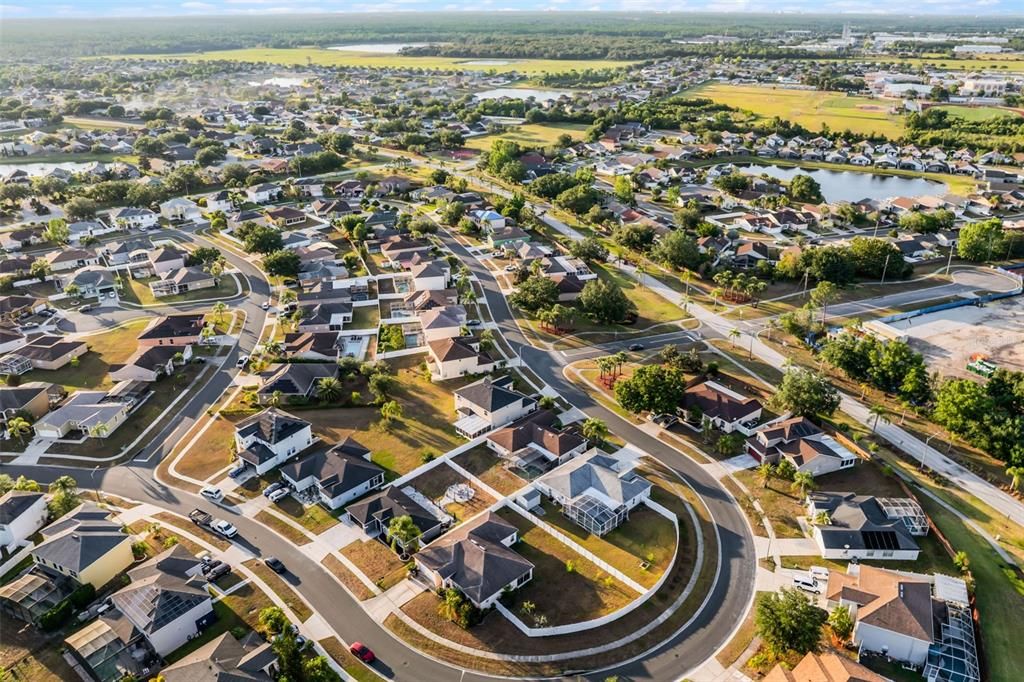 Activo con contrato: $324,900 (3 camas, 2 baños, 1179 Pies cuadrados)